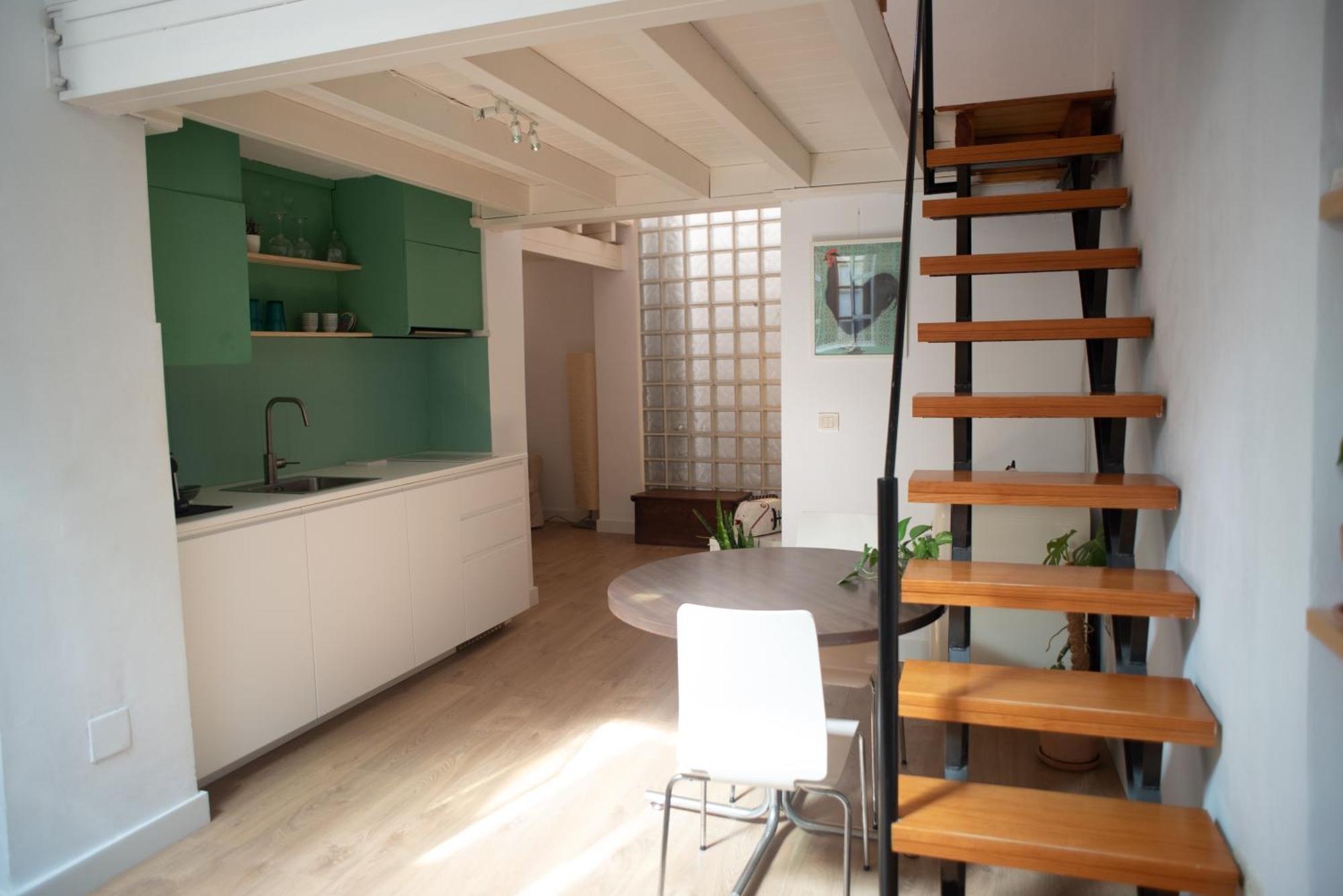 Cozy & Quiet Apartment In The Center Málaga Esterno foto